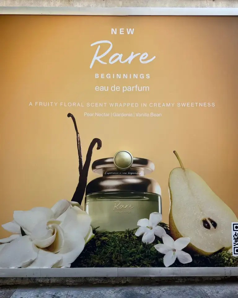 کمپین Rare Beauty؛ برند آرایشی برای معرفی عطر جدیدش رولبال غولپیکر ساخت/+ ویدیو