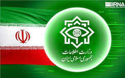 دولت فرانسه پاسخگوی مداخلات دیپلماتهایش باشد