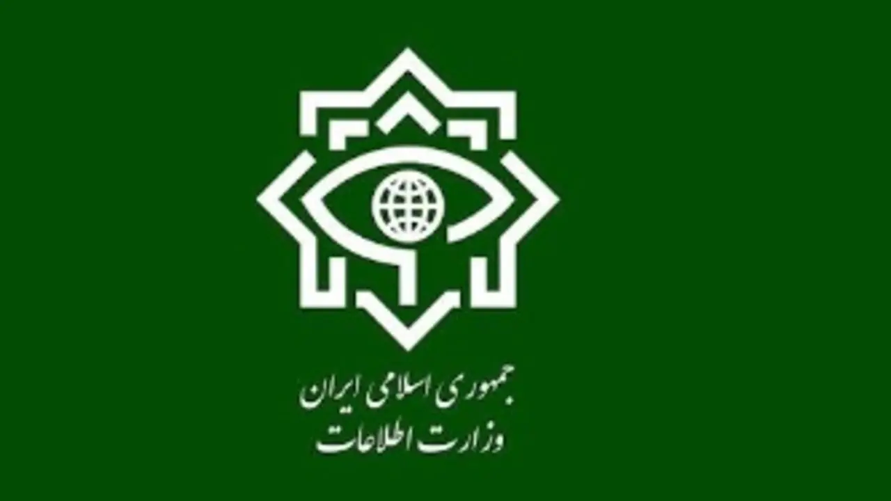 دولت فرانسه باید پاسخگوی مداخلات دیپلماتهایش باشد