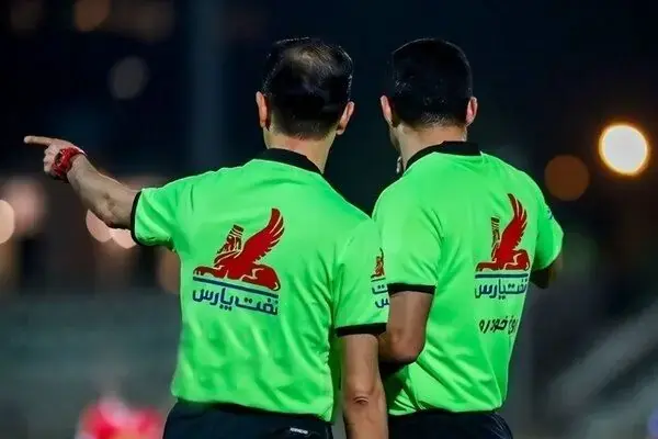 جنجال پنهان در بازی پرسپولیس و شمسآذر؛ داور متوجه نشد!