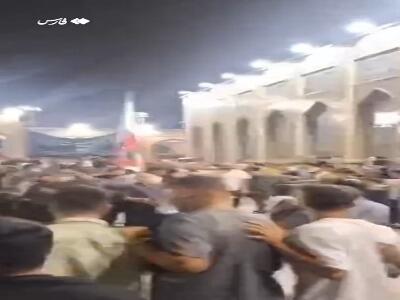  دیدار صمیمانه اعضای دو هیئت خبرساز در حرم امام رضا(ع)
