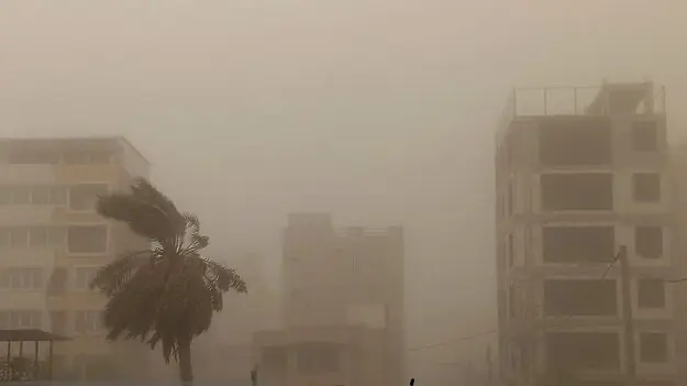 تندباد و گردوخاک در راه تهران؛ هشدار هواشناسی صادر شد