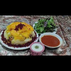  تایم ناهار..ته چین مرغ،ماست خونگی..😋تقدیم نگاه تون🌱🌺🌱