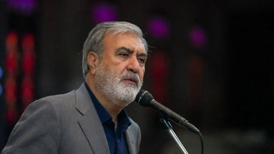 ابراهیم عزیزی: رئیسجمهور آمریکا باید نگران امنیت خود باشد