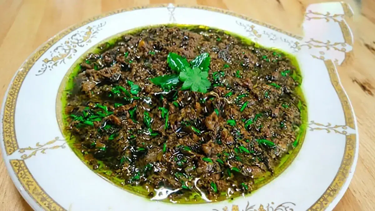 طرز تهیه فسنجون با خیار غذای محلی گیلان