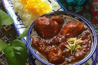 خورشت مرغ و آلو؛ یک غذای ملس و متفاوت برای مهمانی