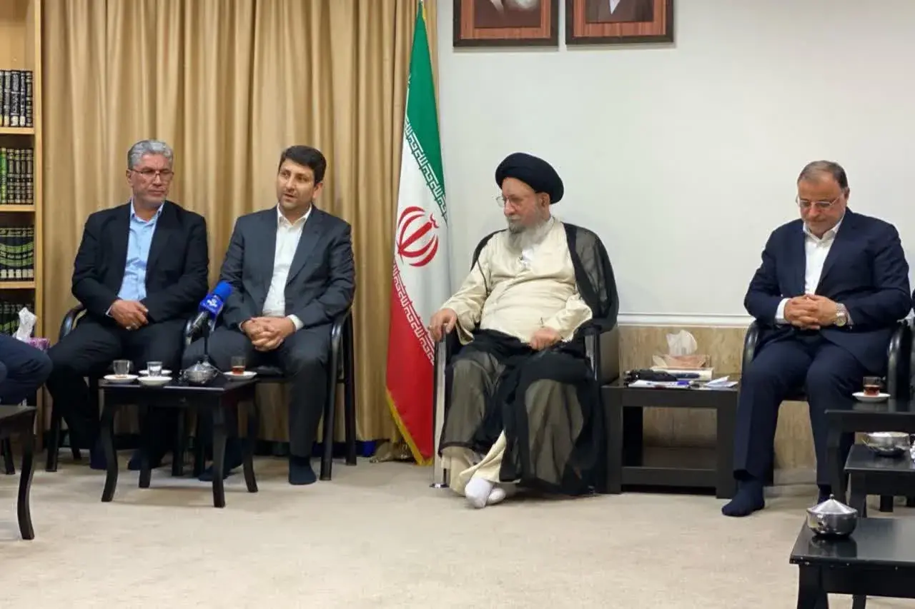  ستار هاشمی : تعدادی از کارکنان وزارت ارتباطات در جنگ بخاطر پایداری شبکه شهید شدند