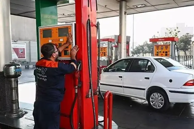 سه سناریو برای آینده بنزین روی میز دولت است