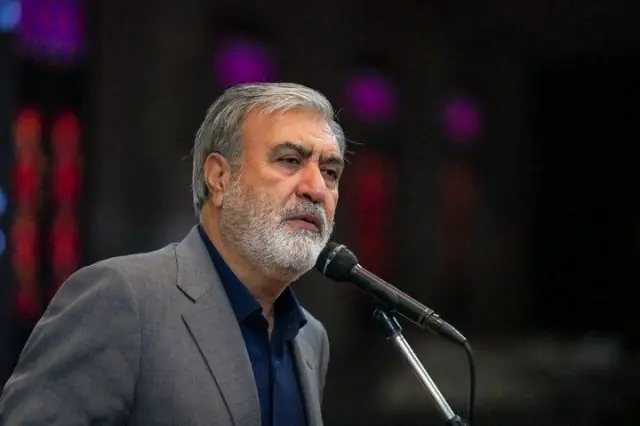 هشدار رئیس کمیسیون امنیت ملی به ترامپ: نگران امنیت خود باش