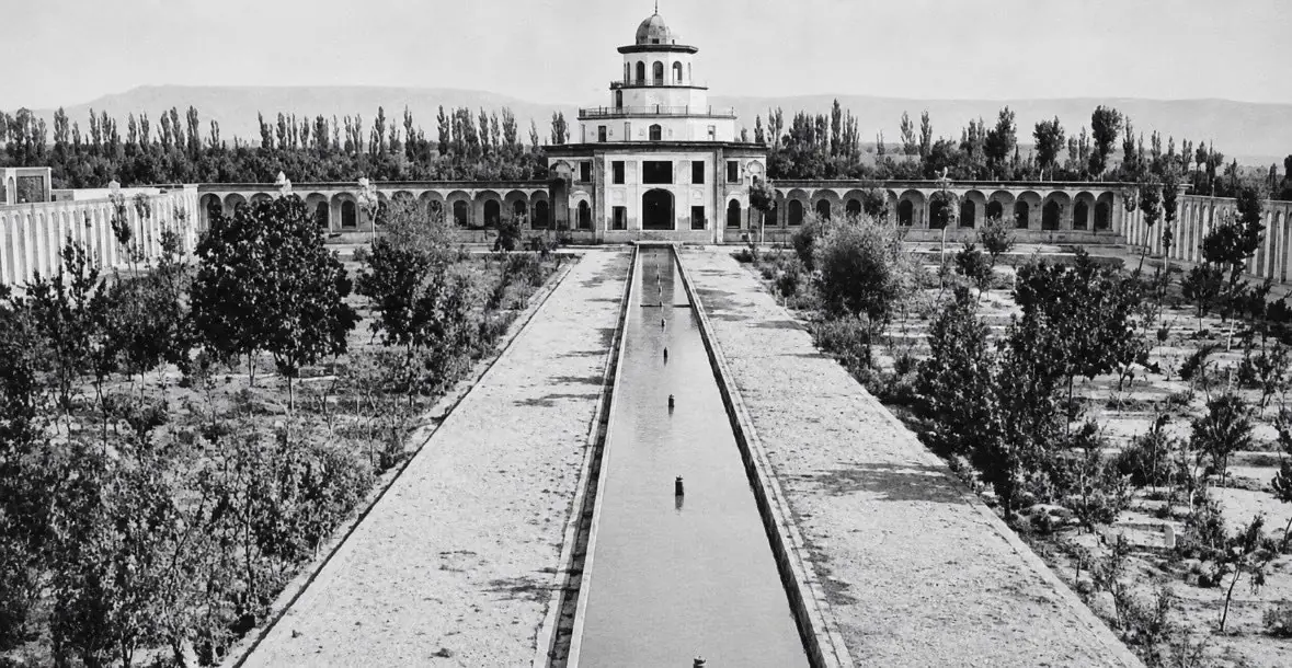  کلاه‌فرنگی باغشمال؛ ردپای یک عمارت تاریخی در تبریز قدیم - چیدانه