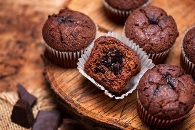 طرز تهیه ی کاپ کیک کاکائویی بدون نیاز به فر