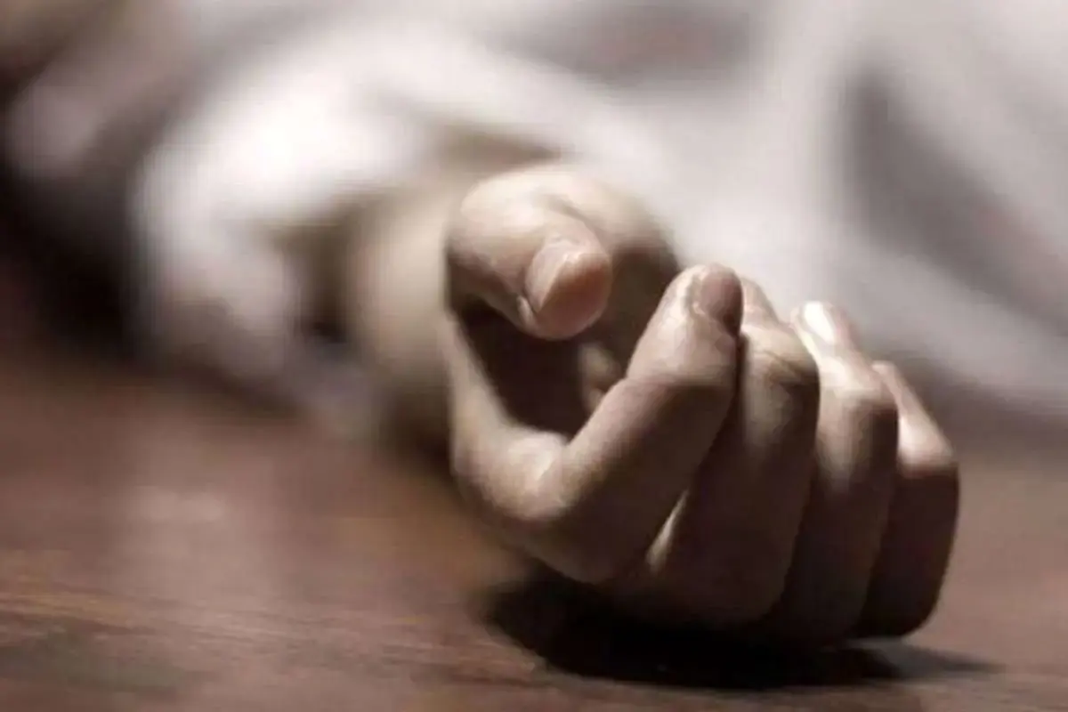 معمای مرگ یک کمتوان ذهنی در قروه؛ ادعای سقوط از تخت با ۷ شکستگی!