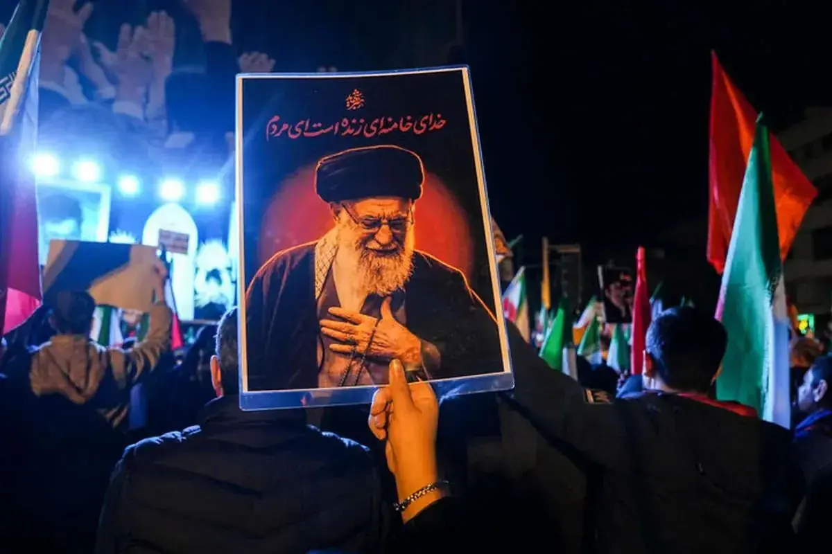 مراسم بزرگداشت چهلم روز تدفین رهبر شهید در تهران، قم و مشهد، به ترتیب ۲۷، ۲۸ و ۲۹ مرداد برگزار خواهد شد