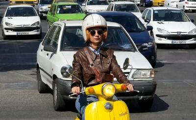 صدور گواهینامه موتورسیکلت برای زنان همچنان در ابهام قانونی روبهرو