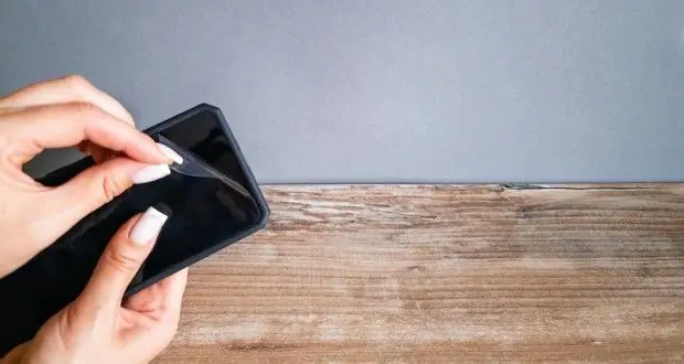 محافظت از صفحهنمایش گوشی بدون نیاز به گلس