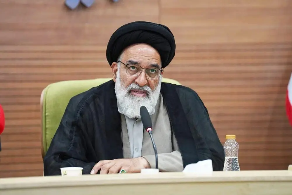 به دلیل متقارن شدن شب شهادت امام حسن عسکری (ع) و چهلم قائد شهید امت باید فضا عمومی مناسبی ایجاد شود