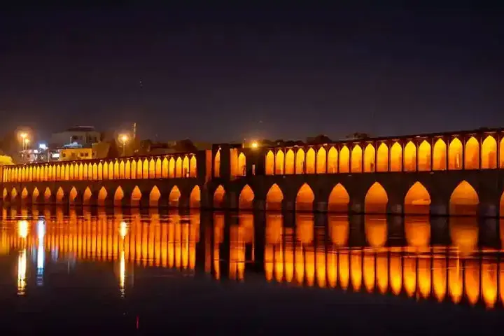 درخشش سیوسهپل در WHIS/ میراث مهندسی آب اصفهان جهانی شد