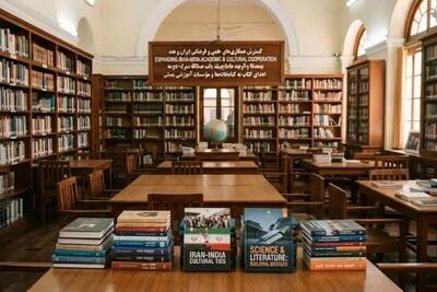  ایران ۵۱۰ جلد کتاب به مراکز علمی بمبئی اهدا کرد
