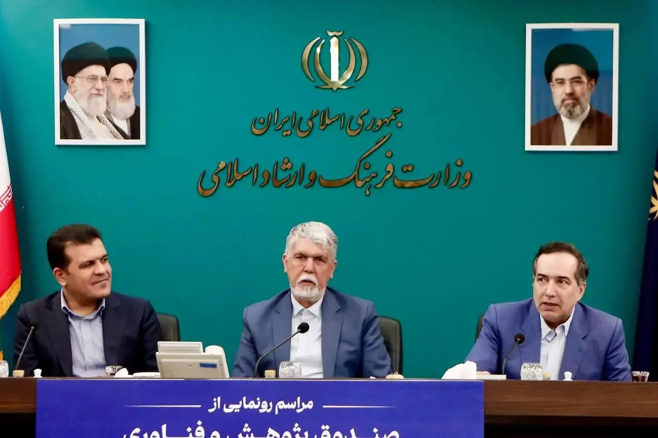 انتظامی: باید مفهوم «فرهنگبنیان» در کنار مفهوم «دانشبنیان» قرار گیرد