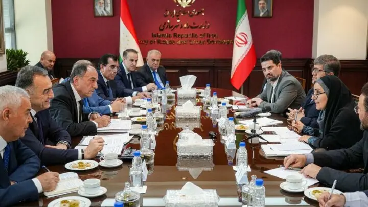 تسریع همکاریهای حملونقلی و لجستیکی