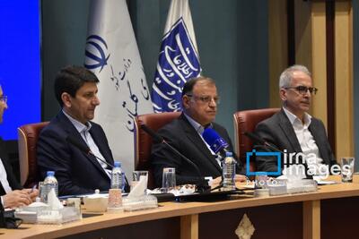 مطالبه استاندار گلستان از وزیر ارتباطات؛ رفع نقاط کور ارتباطی و کشاورزی هوشمند