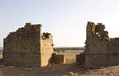  رمزگشایی یک دروازه باستانی