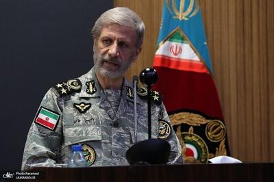 فرمانده کل ارتش به ترامپ: غلط میکنی میگویی تنگۀ هرمز برای آمریکاست