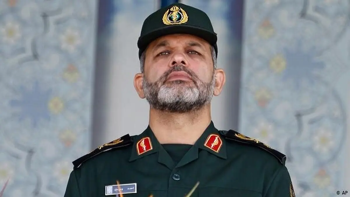 پیام فرمانده کل سپاه: رزمندگان اسلام مسلح ترین ارتش تاریخ جهان را به زانو در آوردند