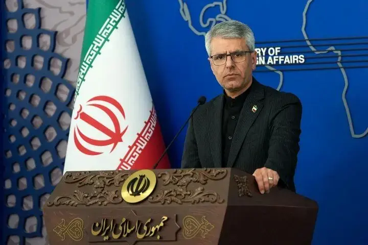 توافق ایران با عمان درباره تردد در تنگه هرمز، حاصل شد/ در مورد صدور بیانیه مشترک با مسقط در حال گفتگو هستیم/ بخش دفاعی و امنیتی در مذاکرات مشارکت فعال داشتند