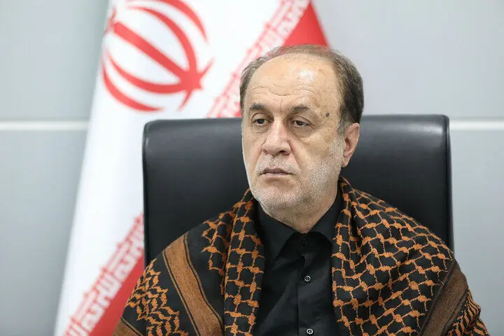 حاجی بابایی: به صلاح نیست درباره بنزین گامی برداشته شود که بتواند وضعیت جامعه را به هم بزند