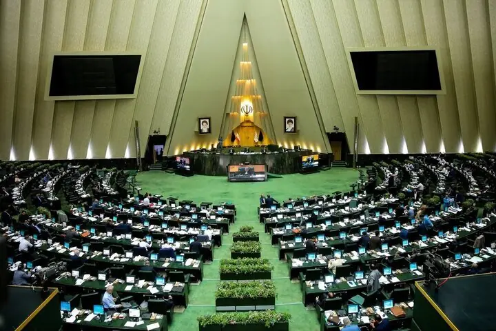 زمان معرفی وزرای پیشنهادی دفاع و اطلاعات دولت به مجلس مشخص شد/ احتمال حذف یک شرط مهم در ویژگیهای وزیر اطلاعات
