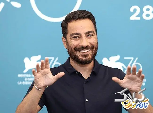 لباس و پرچمی که نوید محمدزاده نشان داد و خبرساز شد + عکس - مجله اینترنتی کولاک