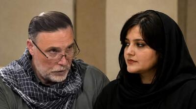 مهسا امینی؛ زخمی که تندروها نمیگذارند التیام پیدا کند | پروژه رادیکالها برای بازگرداندن سیاستهای پرهزینه - مردم سالاری آنلاین