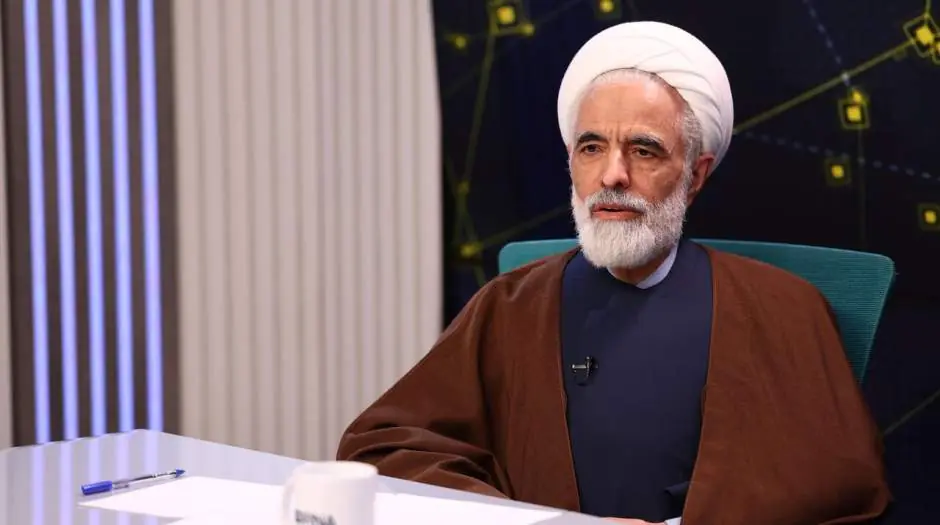 تاکید معاون رئیسجمهور بر ایجاد راهحل پایدار میان توسعه مناطق آزاد و حفظ منافع عمومی - مردم سالاری آنلاین