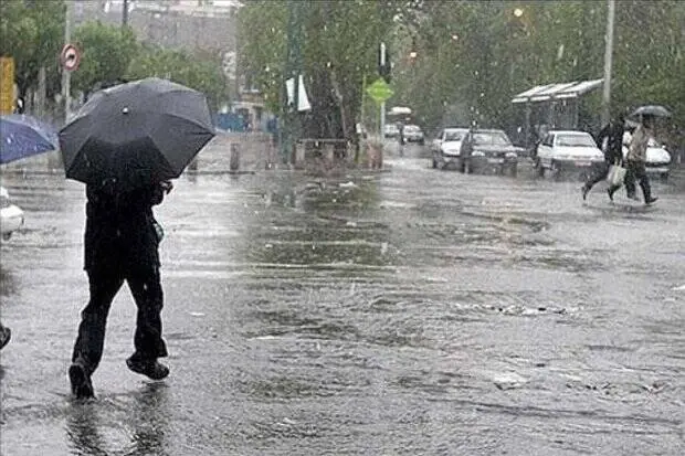 رگبار باران و رعدوبرق در شمالغرب کشور و سواحل جنوبی خزر