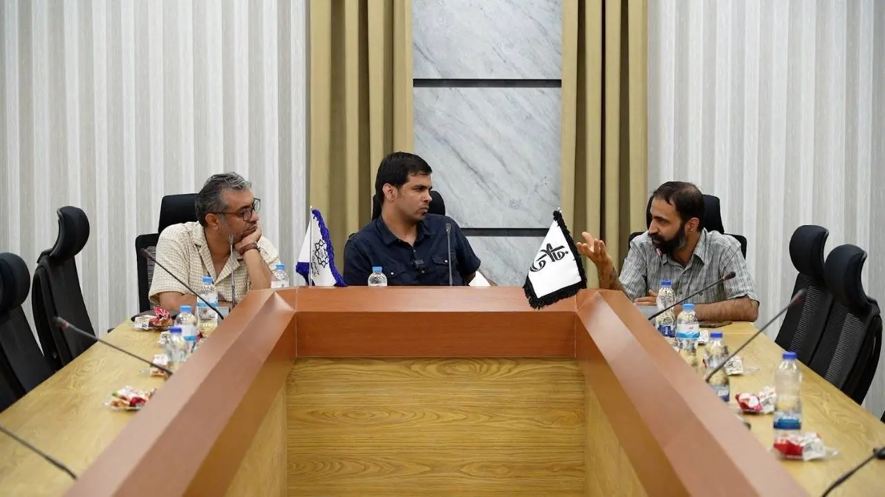 ایران برای ماندن، قصه میخواهد