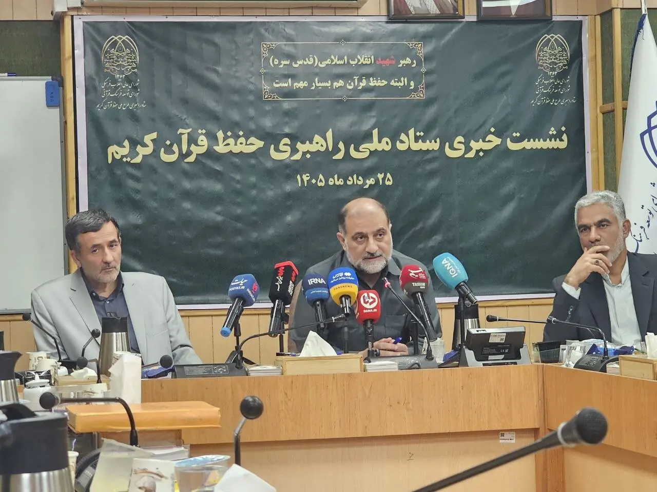 جذب ۳۰۰ حافظ قرآن در آموزش و پرورش؛ به ۱۰ میلیون حافظ قرآن میرسیم