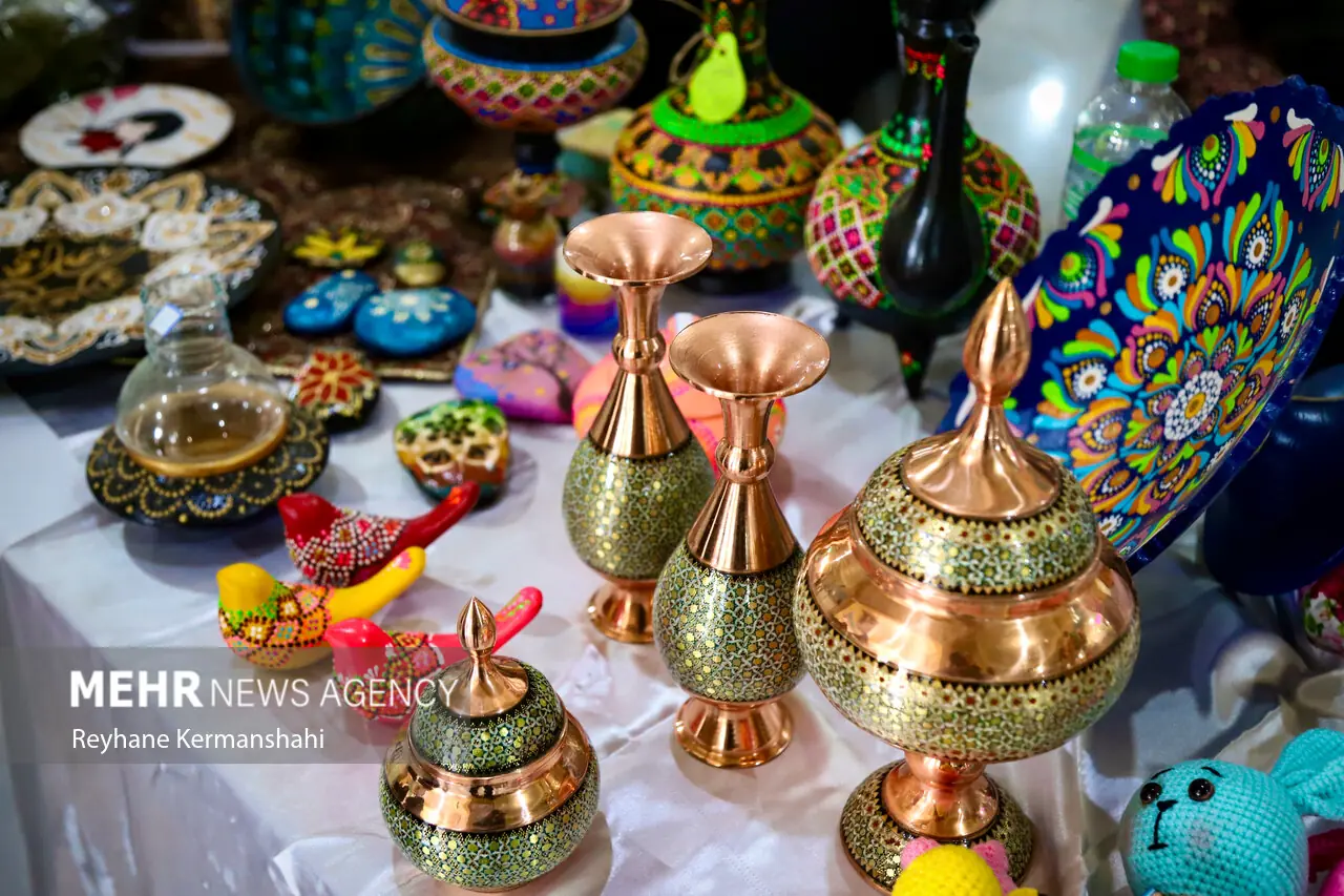 حضور ۲۹ استان در هجدهمین نمایشگاه سراسری صنایعدستی همدان