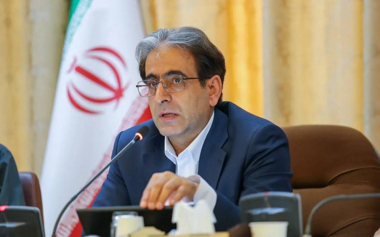 محمدزاده: تصمیمگیری درباره جوانان باید با مشارکت خود آنان باشد
