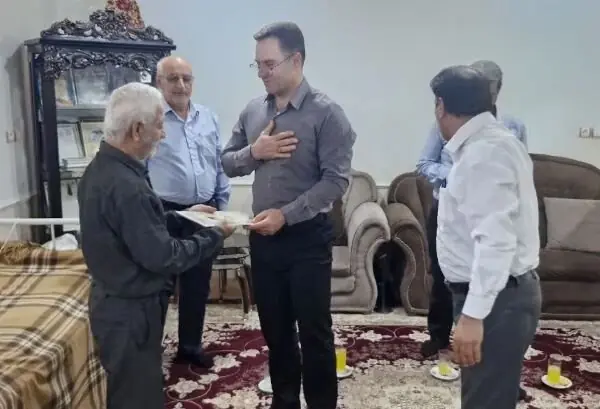 سلیمانی: خانوادههای شهدا سرمایههای ارزشمند انقلاب اسلامی هستند