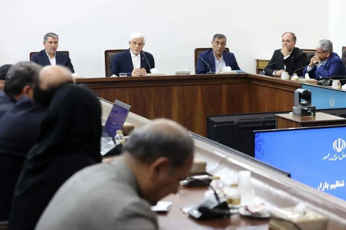هشدار عارف درباره جنگ اقتصادی؛ دشمن را در این جبهه هم شکست میدهیم