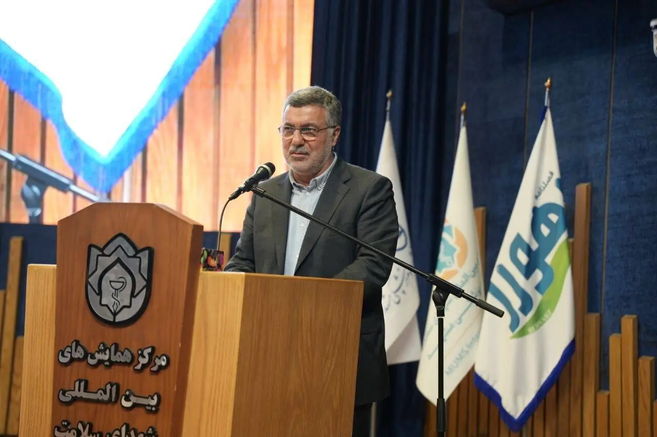 وزیر بهداشت: افزایش پوشش بیمهای قیمت دارو ضروری است