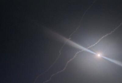 حملات موشکی و پهپادی به جازان عربستان