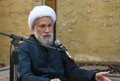  امام جمعه شیراز: توسعه هوش مصنوعی بدون پیوست فقهی و حقوقی ممکن نیست
