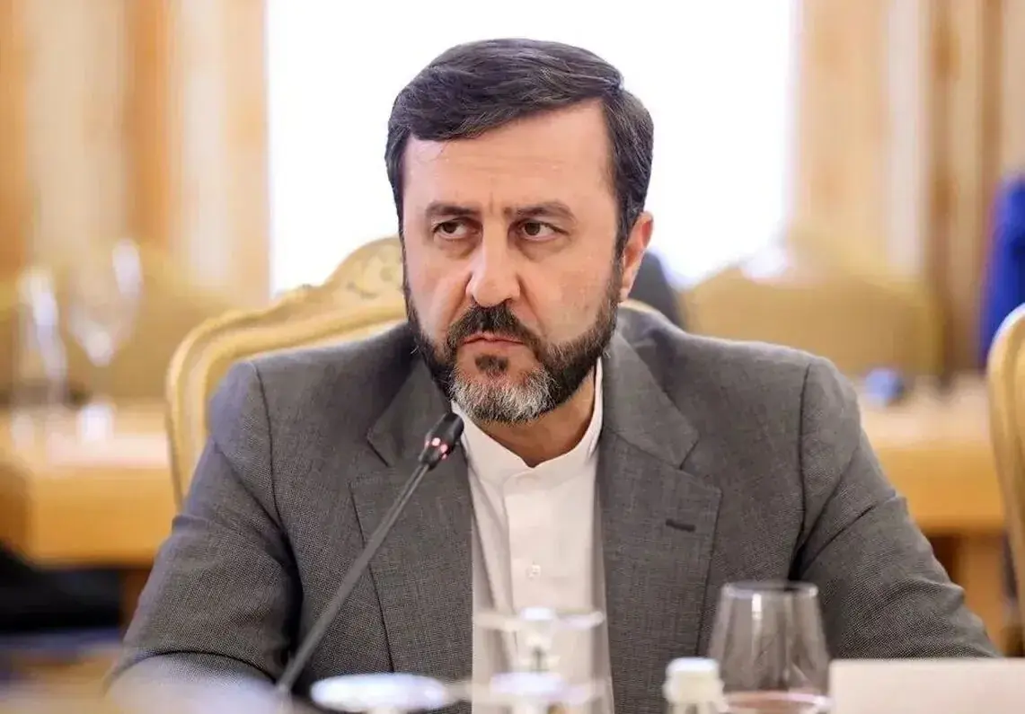  غریب‌آبادی: واقعیت را بپذیرید؛ شکست‌های راهبردی خوردید و تنگه هرمز ایرانی بوده و خواهد بود