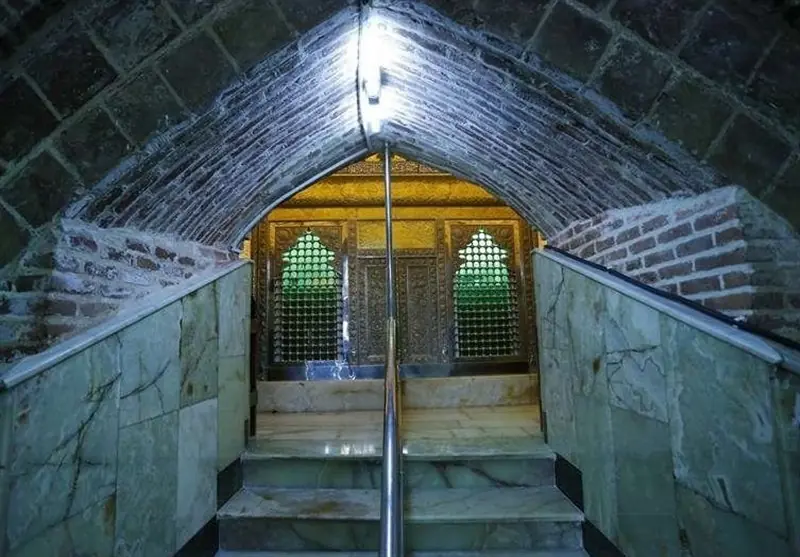 داستان کتیبهای از دوره قاجار در امامزاده کوه همدان در قلب الوند چیست؟ - تسنیم