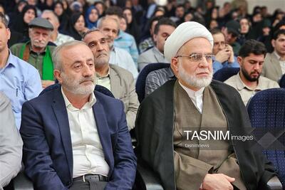 پورذهبی: شعر عاشورایی پرچم انتقال پیام کربلا به نسلهای آینده است - تسنیم