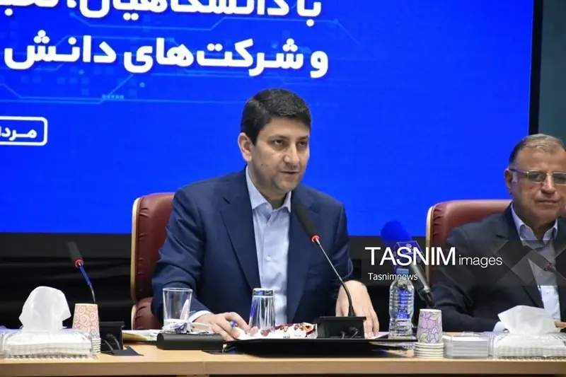 وزیر ارتباطات: محدودیت اینترنت آسیب جدی به کسبوکارها وارد کرد - تسنیم