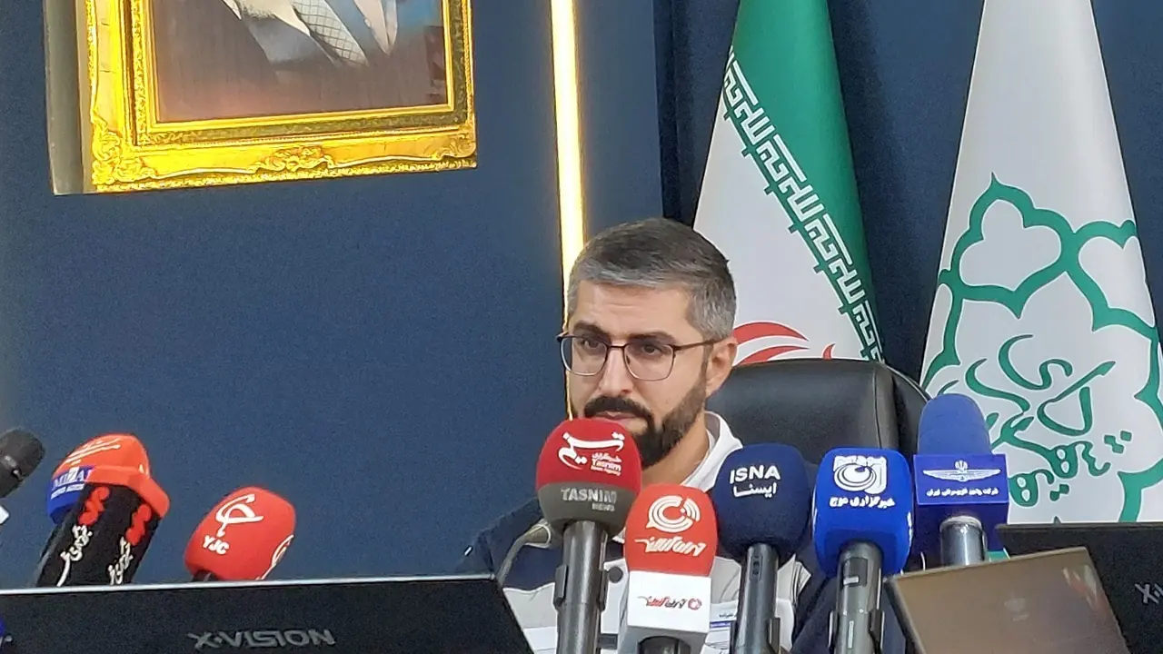 نوسازی ۲۴۶۰ اتوبوس در تهران؛ ورود متروباسهای ۲۶ متری تا مهرماه