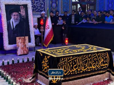 عکس/ حضور آیتالله جعفر سبحانی در جوار مزار نورانی رهبر شهید انقلاب